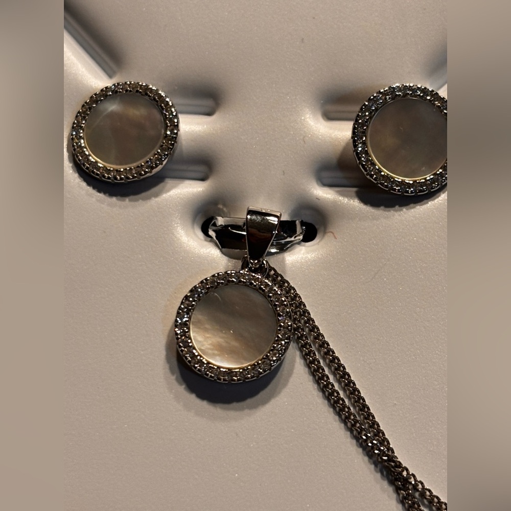 Sterling Silver Lab Mother of Pearl Round Pendant Necklace & Earrings Set